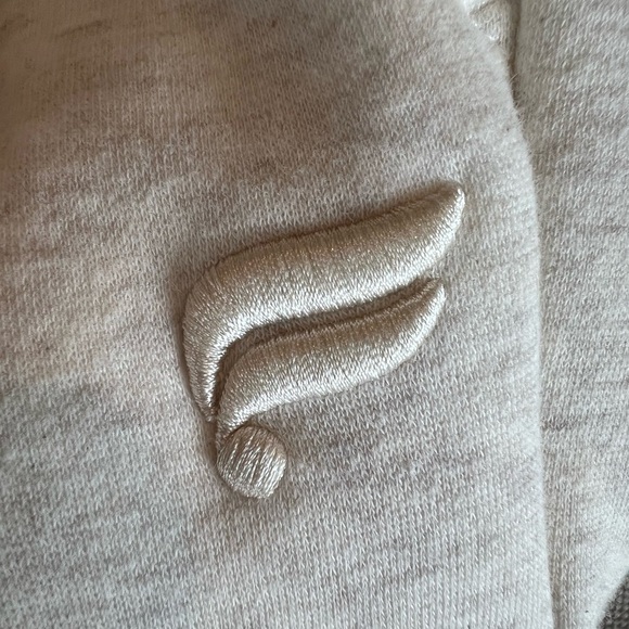 Fabletics Heather Cream Quarter-Zip and jogger sweatsuit, size small, EUC - Picture 13 of 15